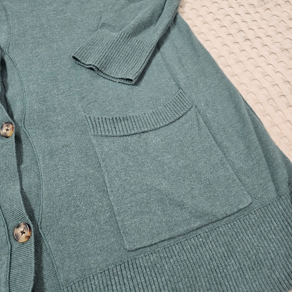 Abercrombie & Fitch Icon Boyfriend Cardigan in a Green Cotton Blend Knit Xlg - Picture 3 of 7